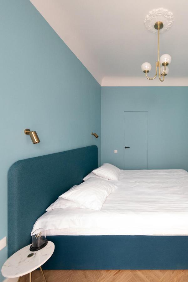 Miro Rooms French - Quiet Chic, Free Private Parking Riga Exterior photo